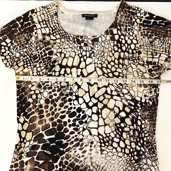 NATORI ous Silk Blend Animal Print Knit Top - Picture 9 of 9